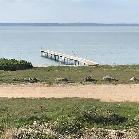 Feriehus 1 Bedroom Lovely In Brenderup Fyn Vedelshave