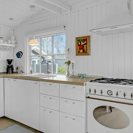 Holiday home Gorgeous In Brenderup Fyn With Wifi Vedelshave