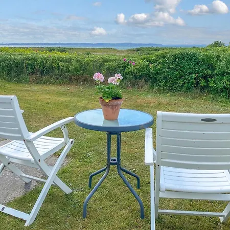 1 Bedroom Lovely In Brenderup Fyn Holiday home *