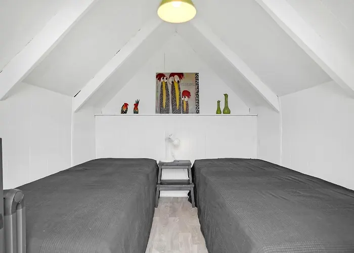 1 Bedroom Lovely In Brenderup Fyn Feriehus