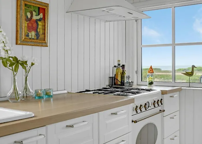 1 Bedroom Lovely In Brenderup Fyn Feriehus