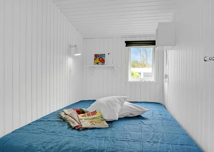 1 Bedroom Lovely In Brenderup Fyn